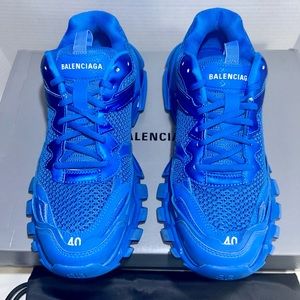 NEW BALENCIAGA TRACK.3 SNEAKERS BLUE/WHITE DISTRESSED SZ 40